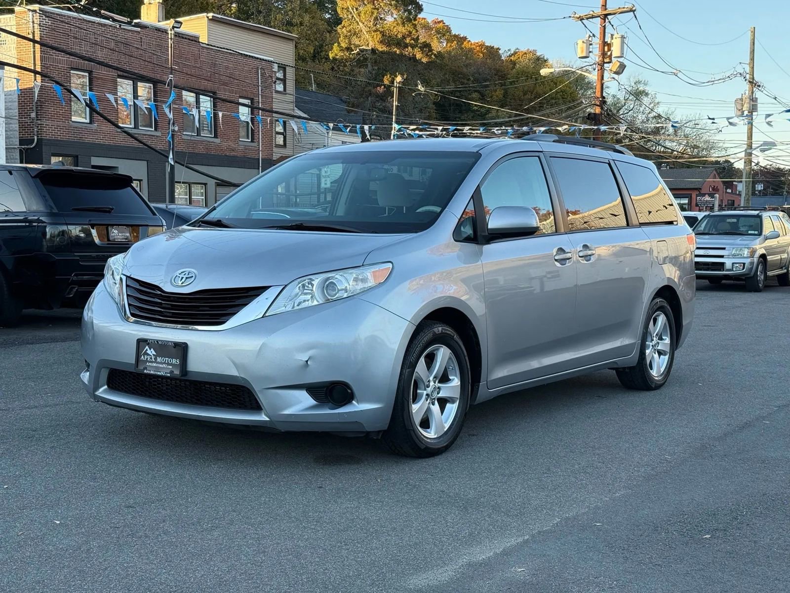 Used 2013 Toyota Sienna LE