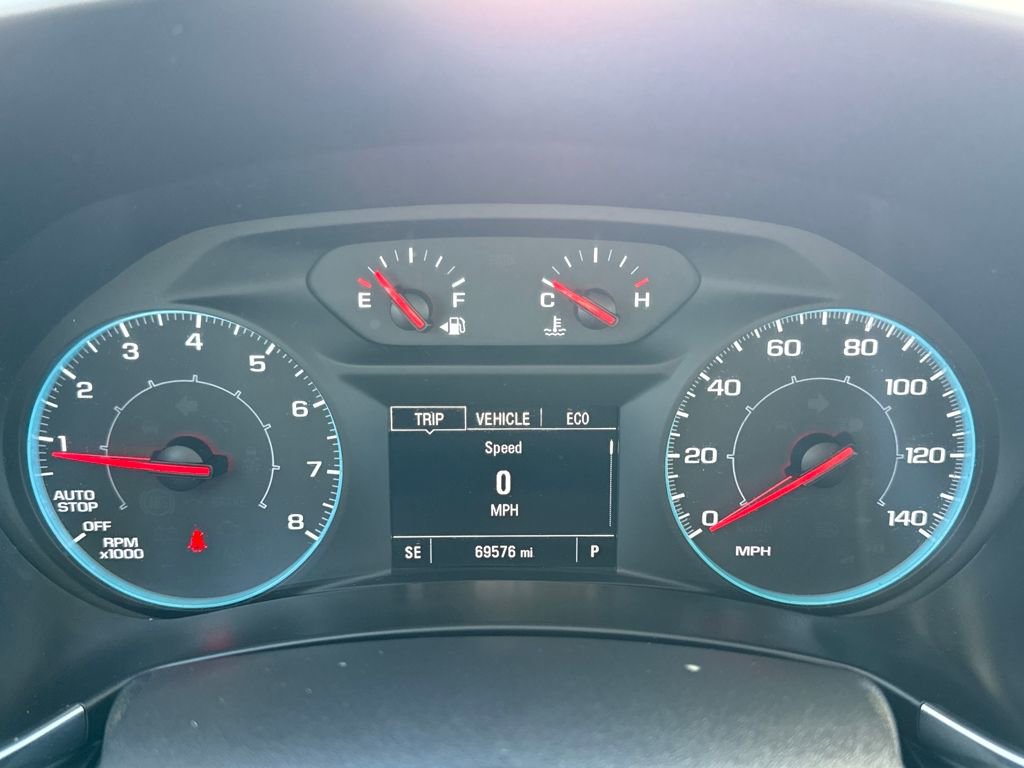 Used 2021 Chevrolet Equinox LS image 19