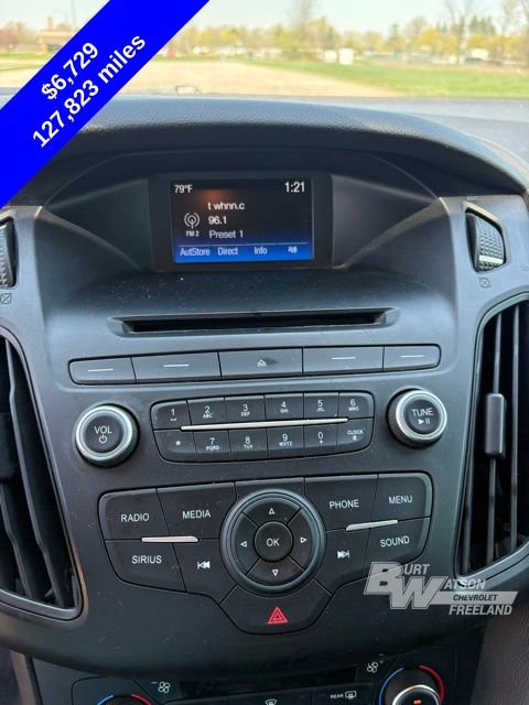 Used 2017 Ford Focus SE FWD image 19