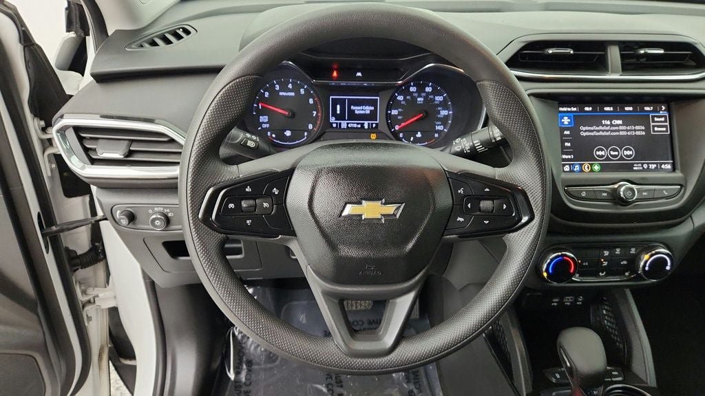 Used 2022 Chevrolet TrailBlazer LT AWD/4WD image 13