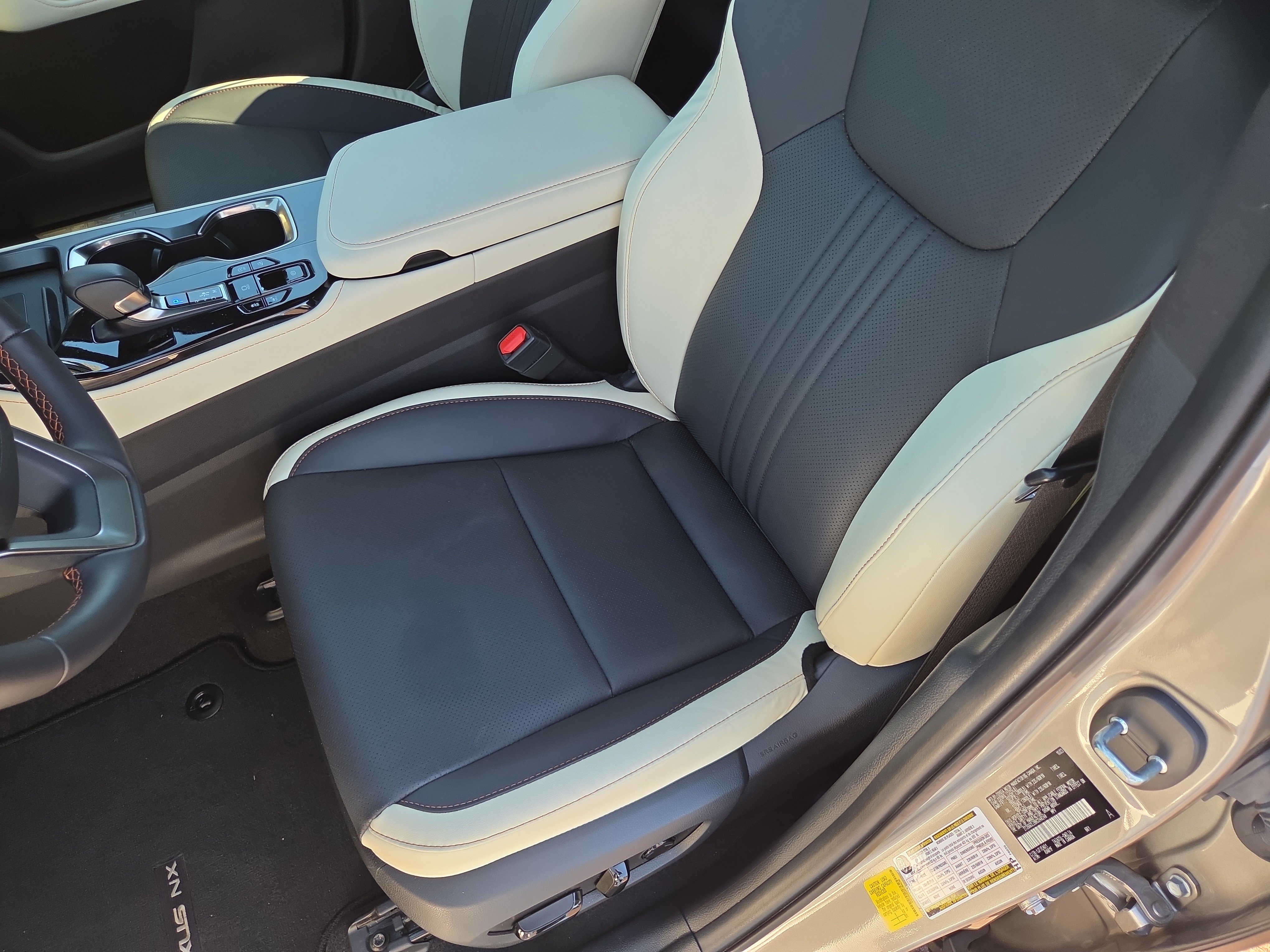 Used 2024 Lexus NX 350 AWD image 13
