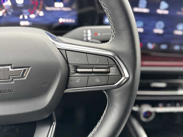 Used 2025 Chevrolet Traverse Z71 w/ Driver Confidence Package image 27