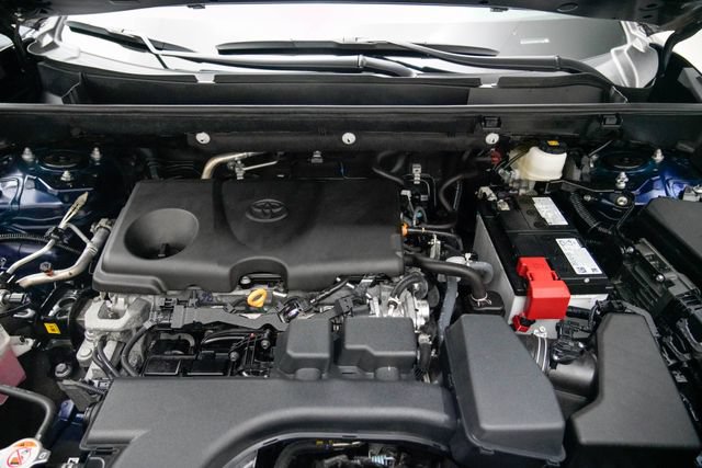 Used 2025 Toyota RAV4 XLE AWD/4WD image 15