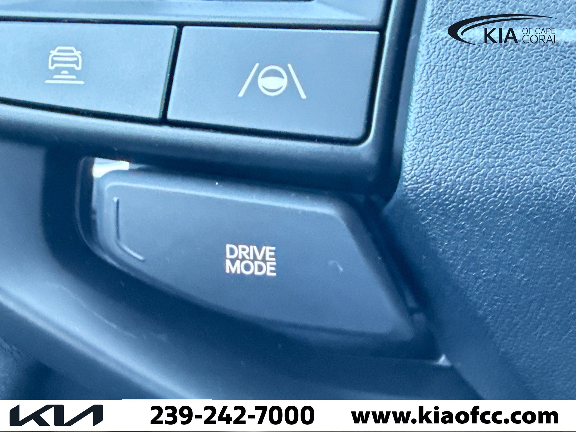 New 2025 Kia K4 LXS image 26