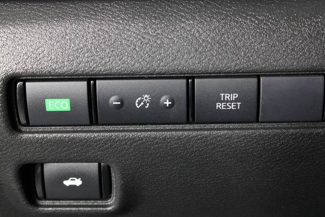Certified 2024 Nissan Sentra SV FWD image 23