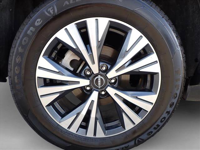 Used 2022 Nissan Rogue SV image 7