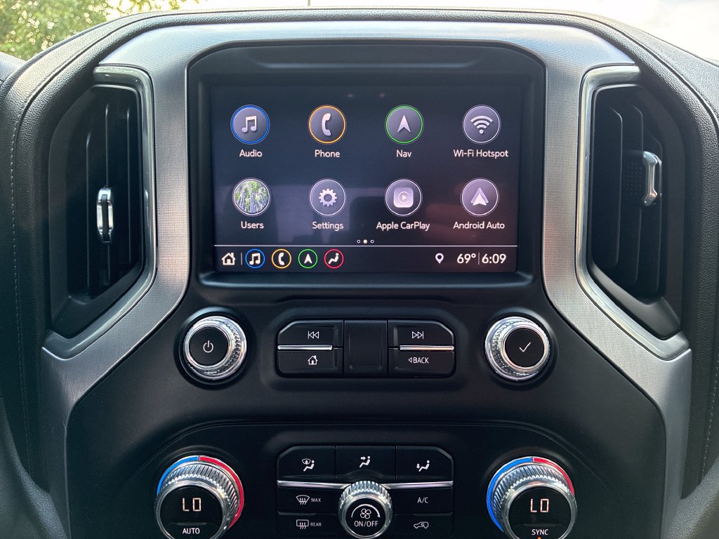 Used 2019 GMC Sierra 1500 SLT w/ SLT Premium Plus Package AWD/4WD image 28