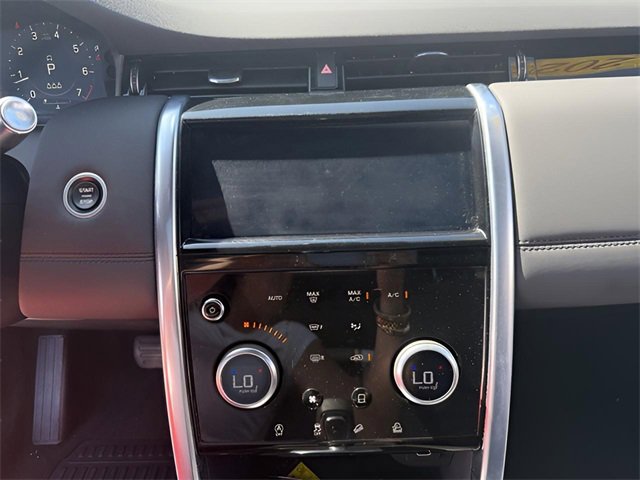 Used 2022 Land Rover Discovery Sport SE image 19