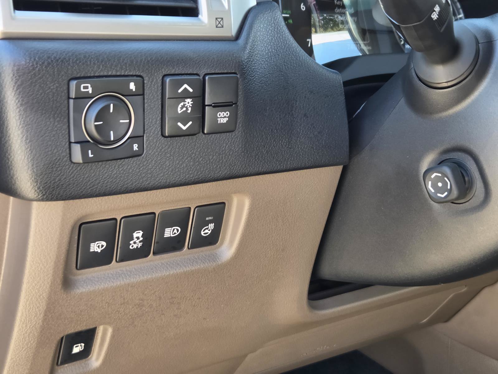 Used 2022 Lexus GX 460 Premium AWD/4WD image 25