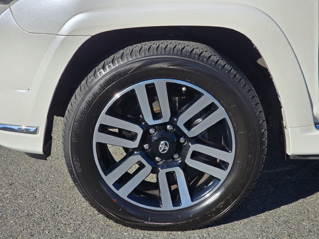 Used 2021 Toyota 4Runner Limited AWD/4WD image 9