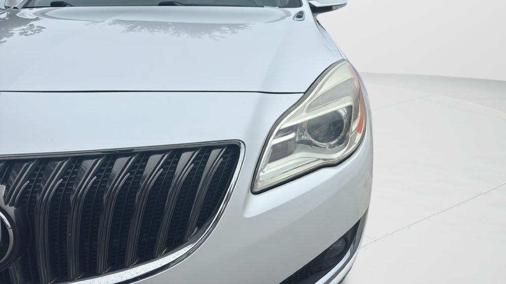 Used 2017 Buick Regal Premium FWD image 33