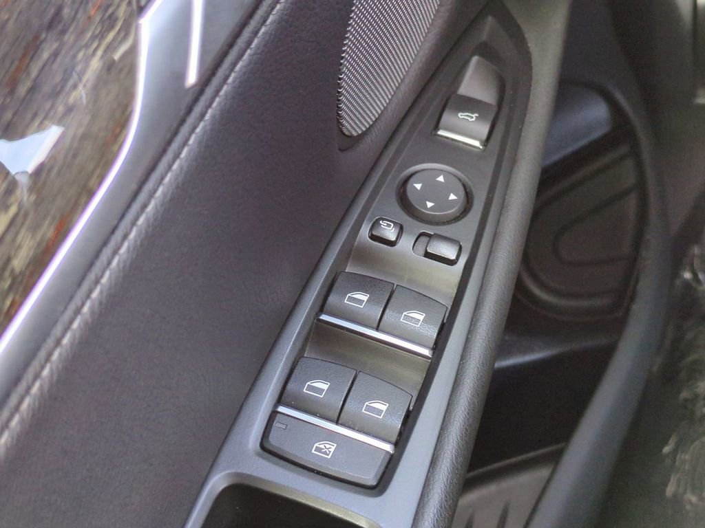 Used 2018 BMW X5 xDrive35i w/ Driving Assistance Package image 25