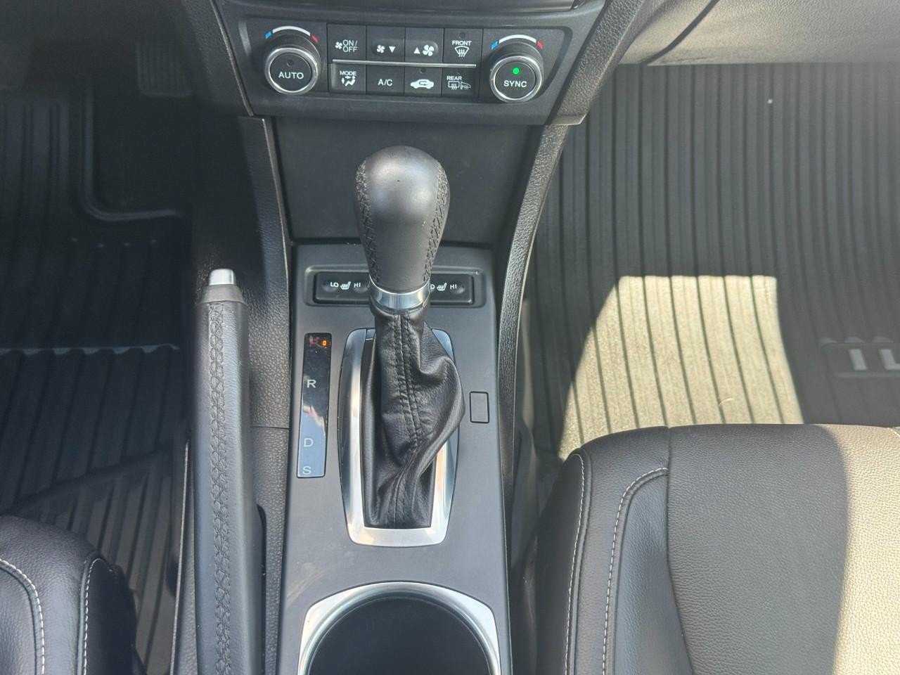Used 2021 Acura ILX w/ Premium Package FWD image 16