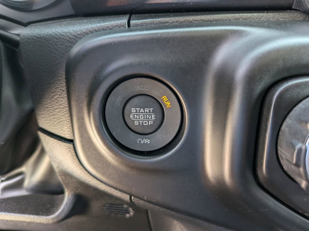 Used 2023 Jeep Wrangler Unlimited Sport AWD/4WD image 27