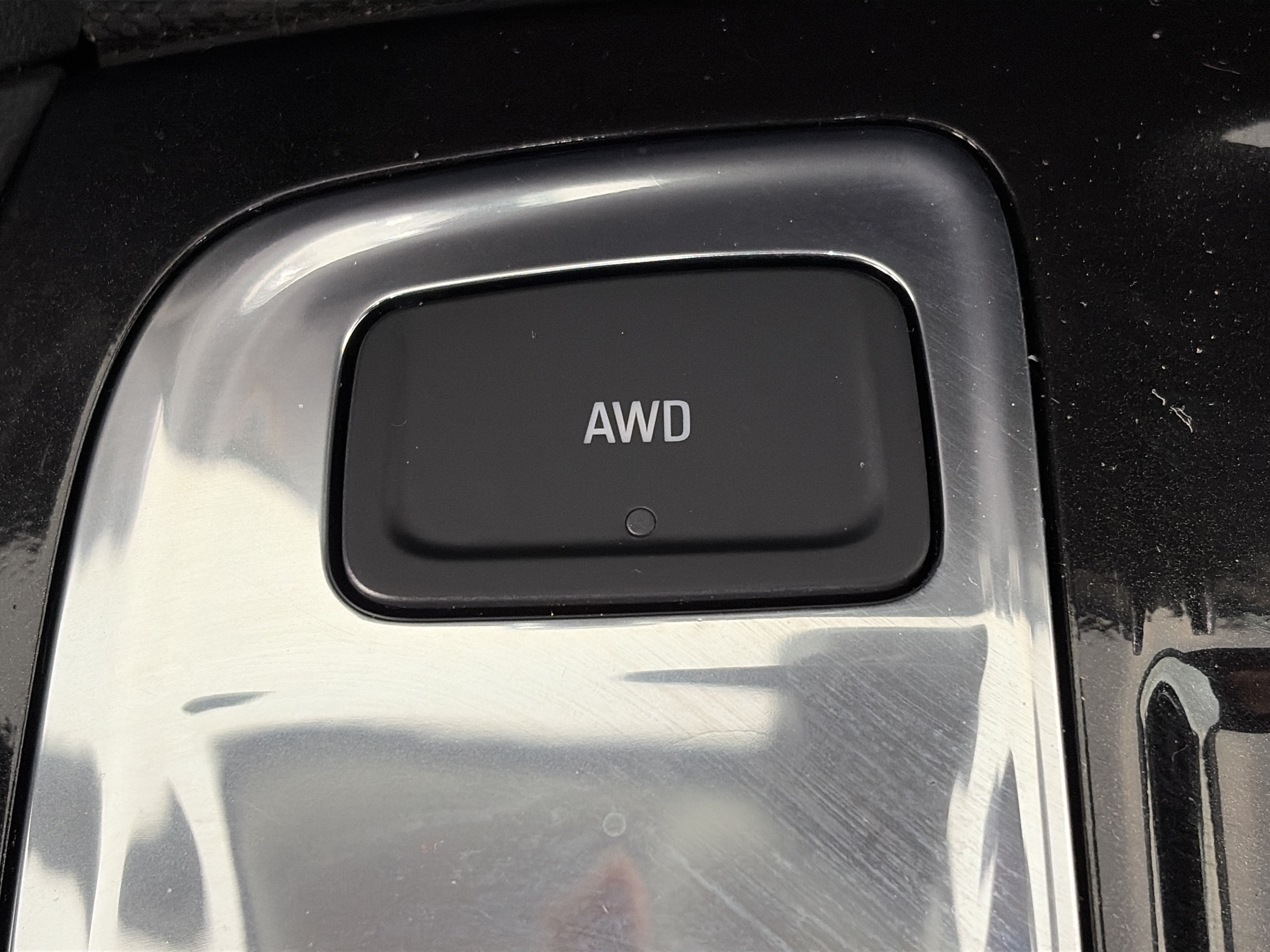 Used 2023 Chevrolet Equinox Premier AWD/4WD image 28