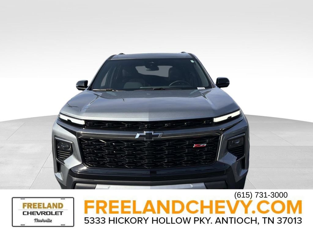 Used 2025 Chevrolet Traverse Z71 w/ Driver Confidence Package image 9