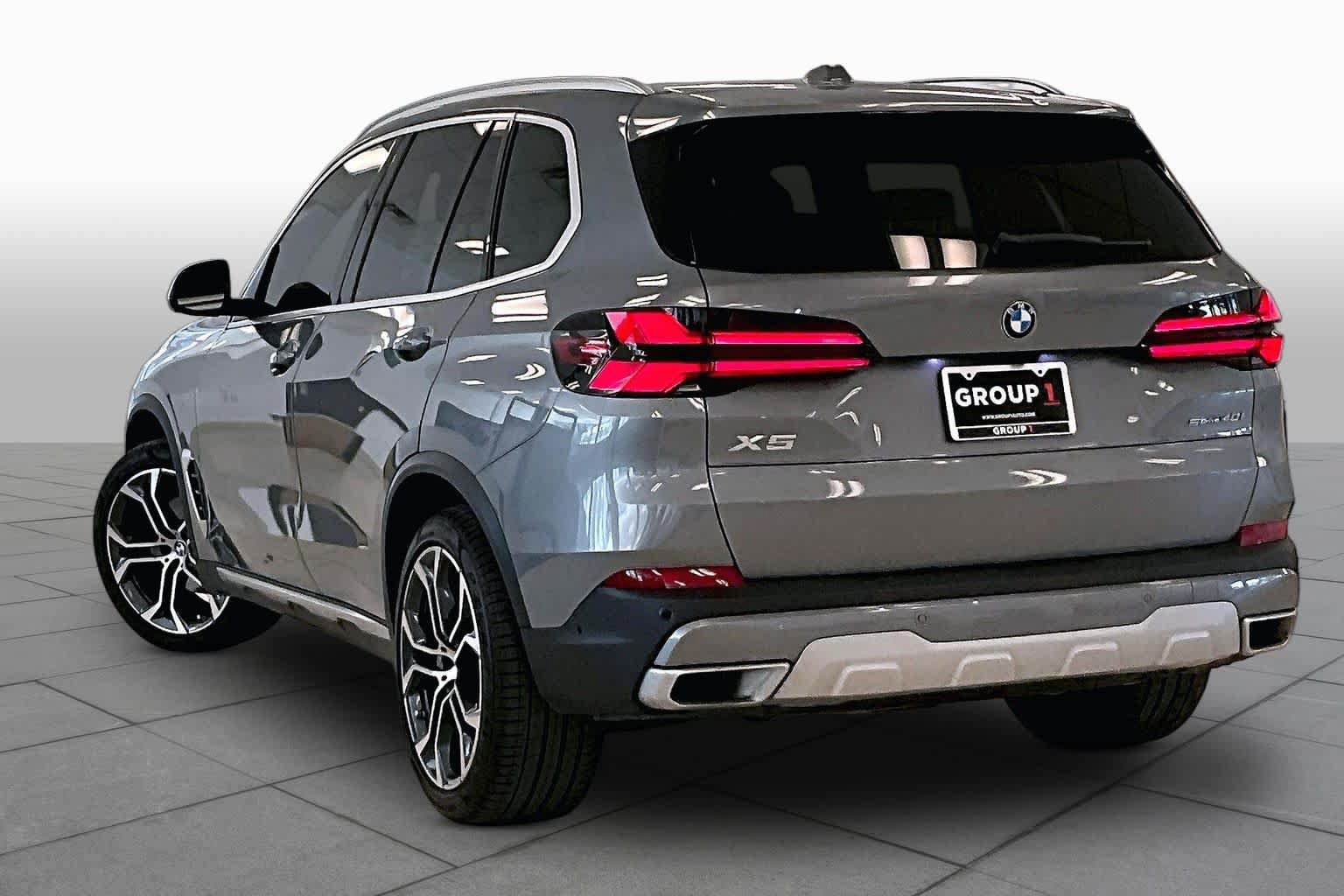 Used 2024 BMW X5 sDrive40i w/ Premium Package RWD image 11