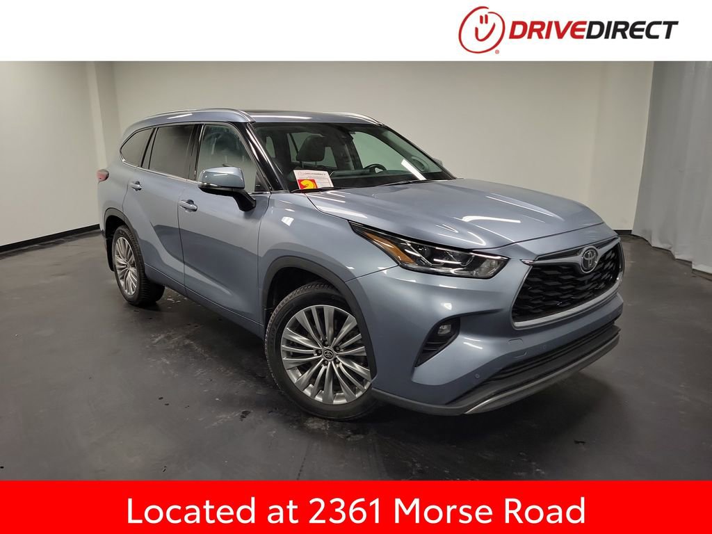 Used 2022 Toyota Highlander Platinum image 1