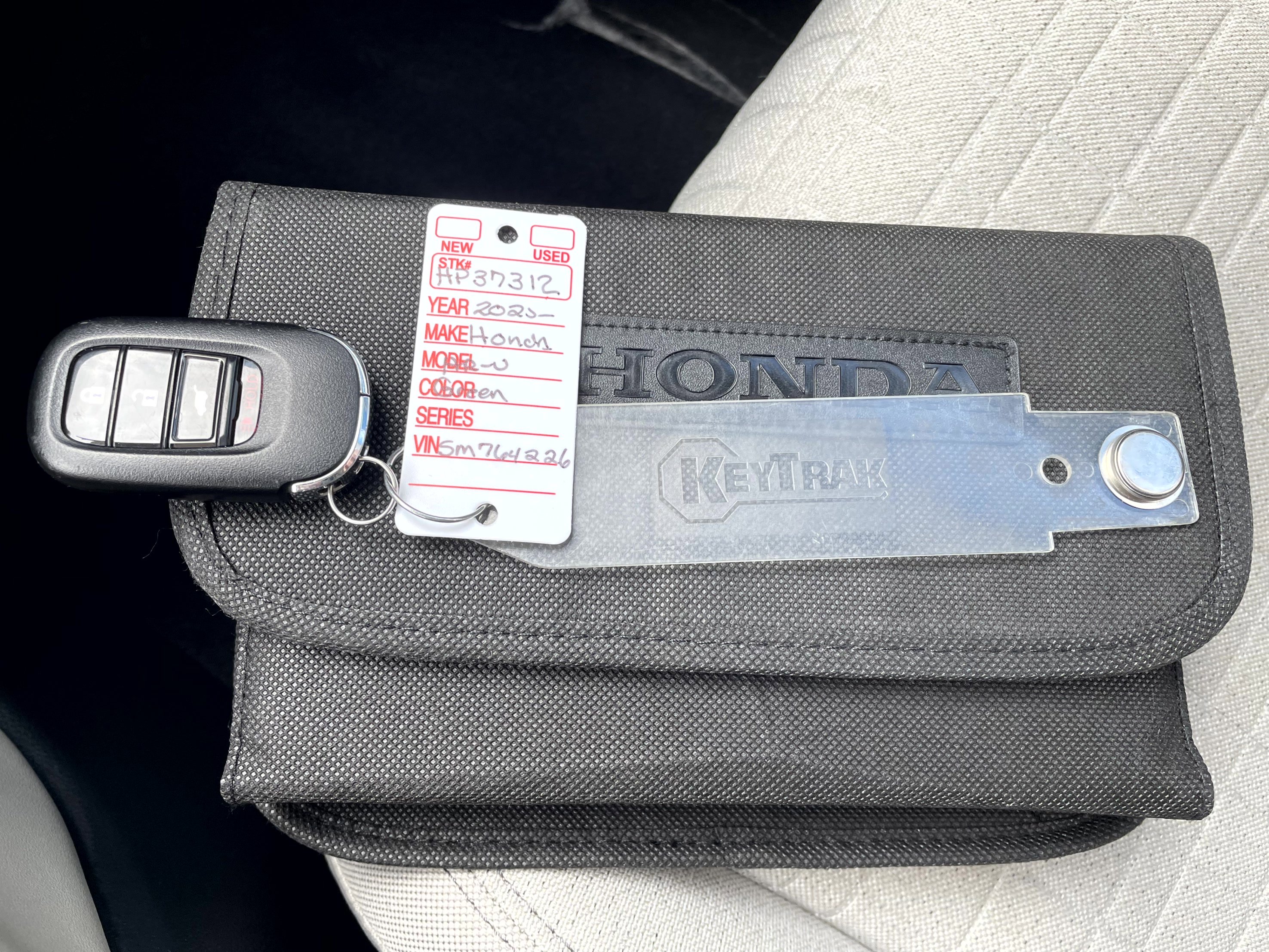 Certified 2025 Honda HR-V LX image 21