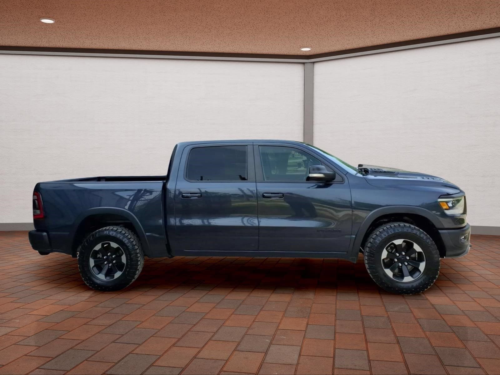 Used 2020 RAM 1500 Rebel w/ Rebel Level 1 Equipment Group AWD/4WD image 4