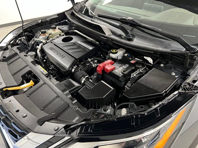 Used 2023 Nissan Rogue S image 56