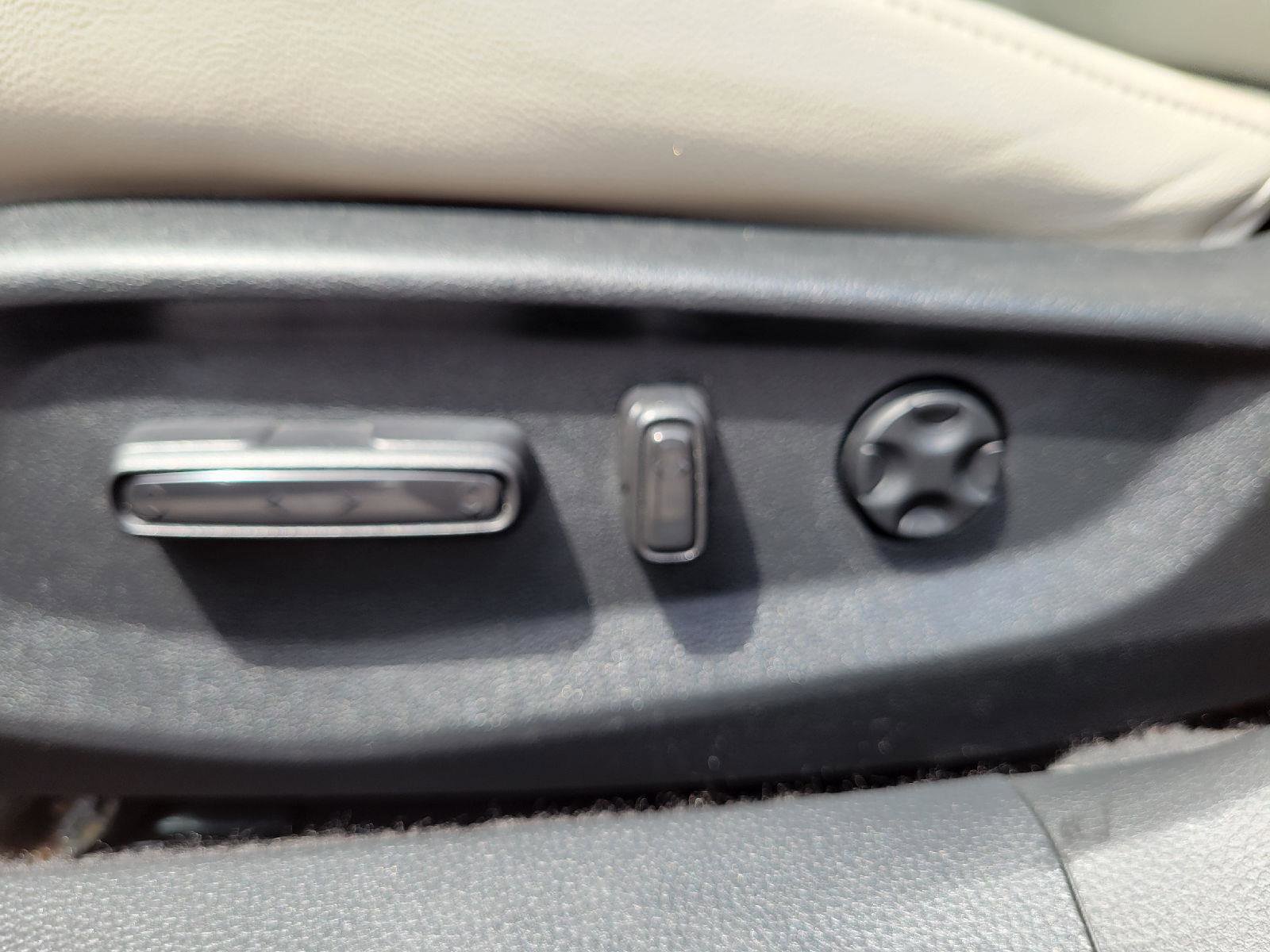 Used 2019 Honda Accord EX-L image 11