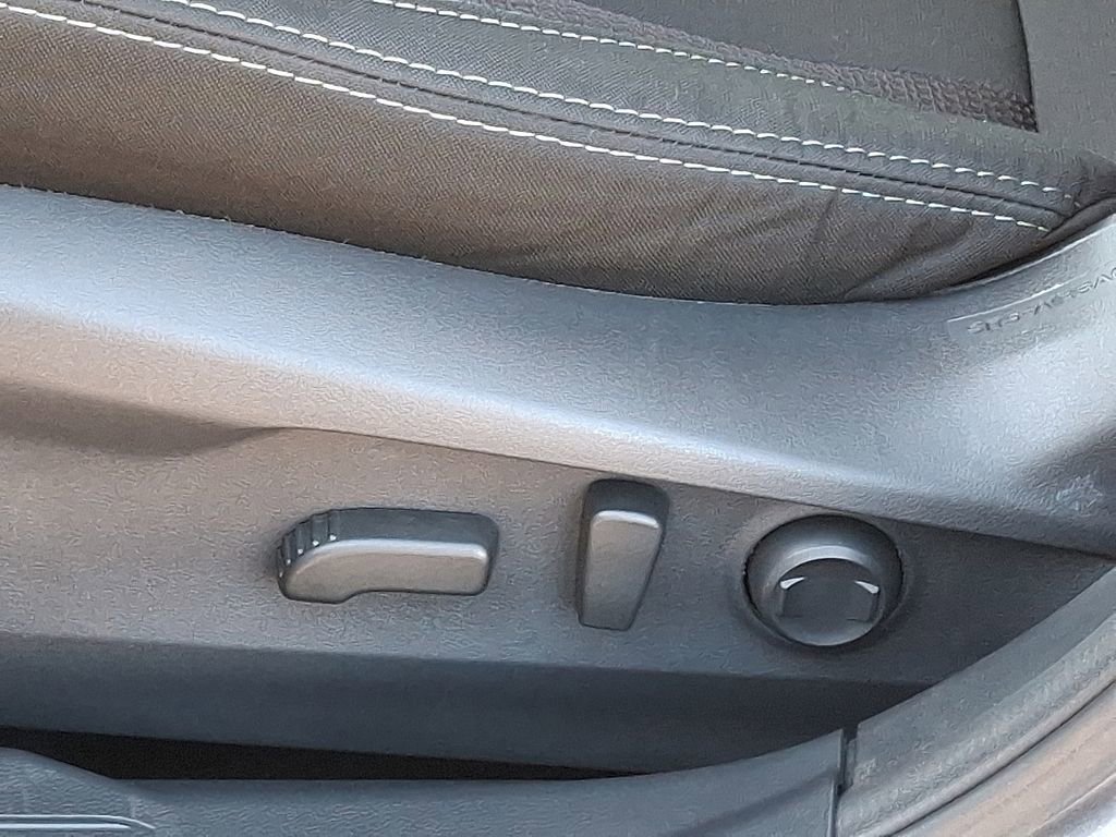 Used 2025 Subaru Outback Premium w/ Tech Package 1 image 24