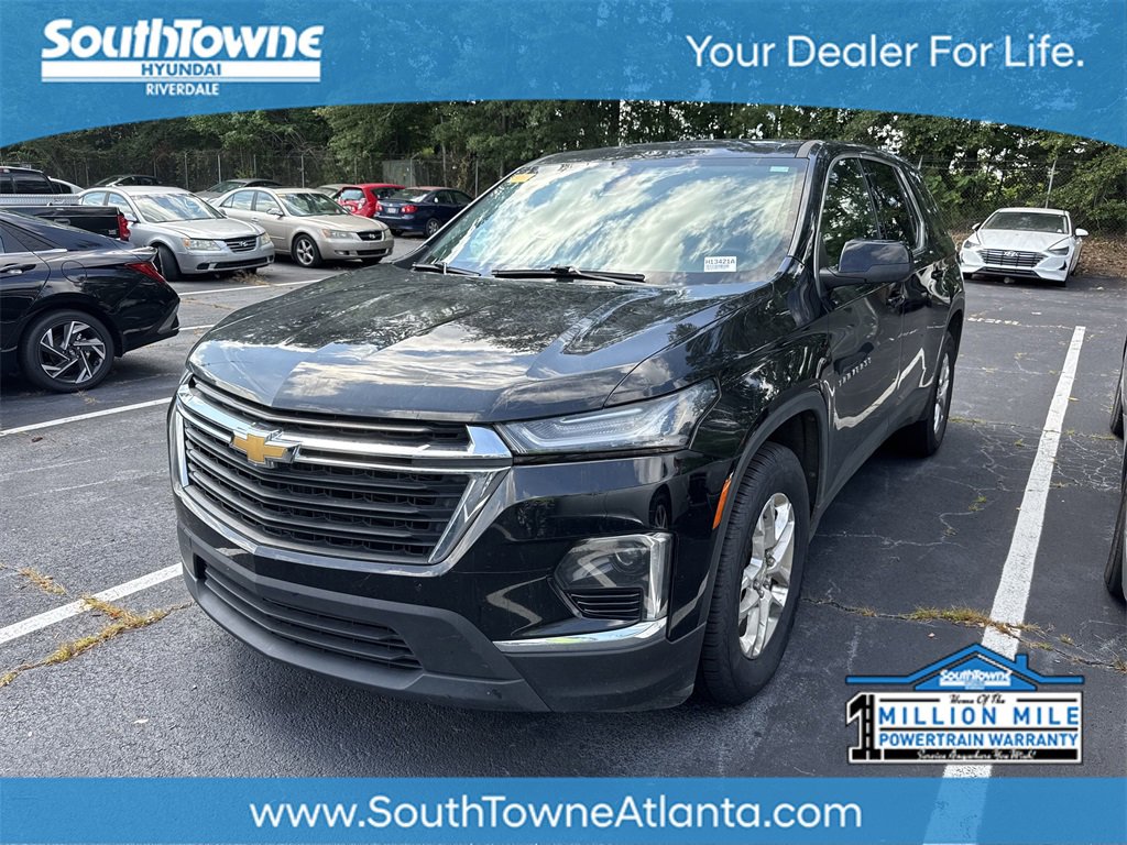 Used 2022 Chevrolet Traverse LS