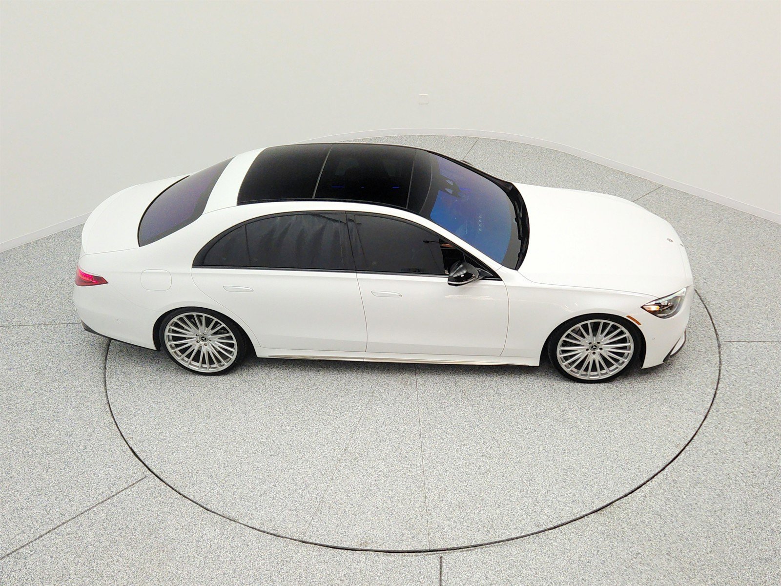 Used 2024 Mercedes-Benz S 580 4MATIC Sedan image 25
