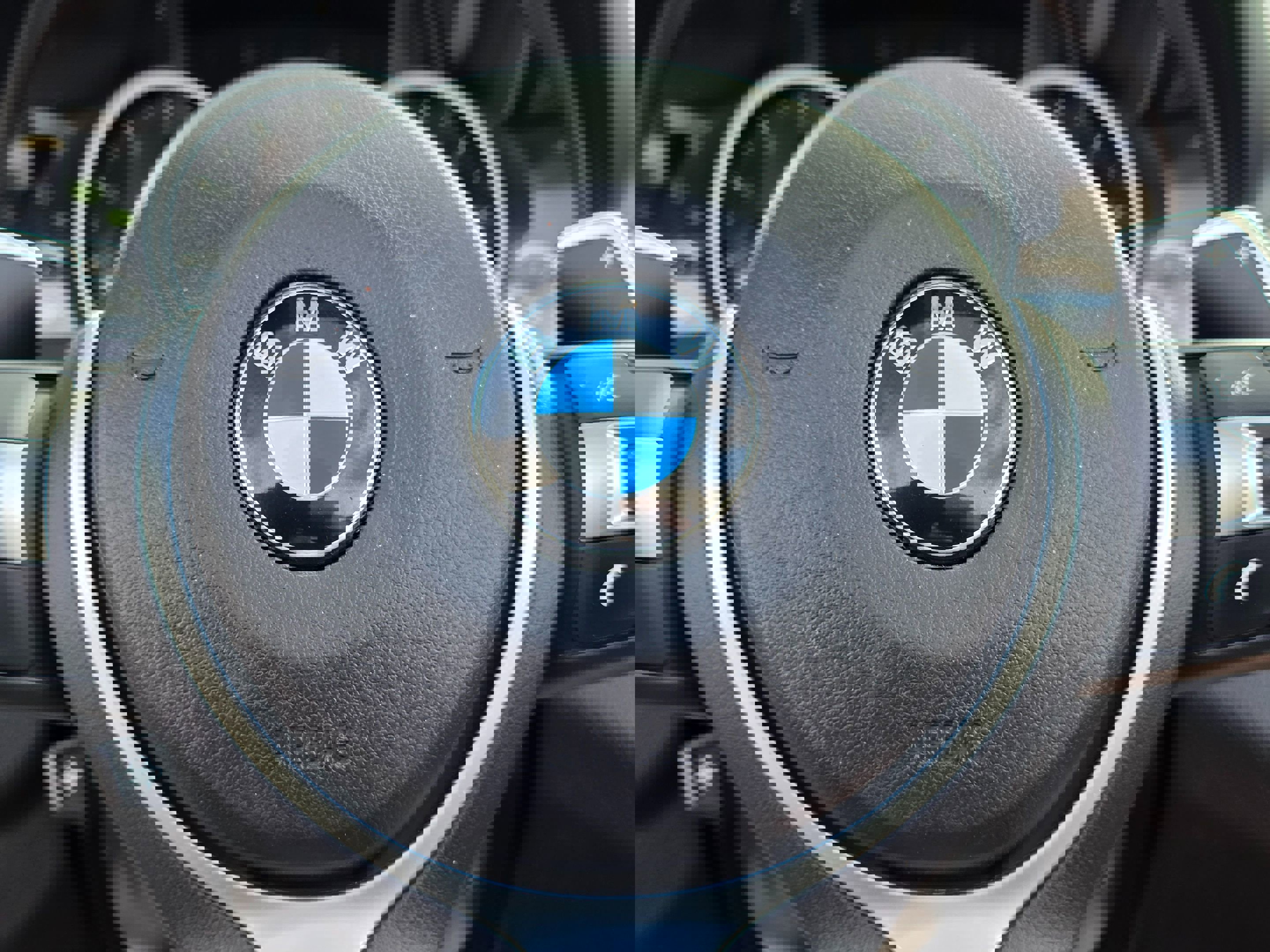 Used 2015 BMW 650i Convertible image 32