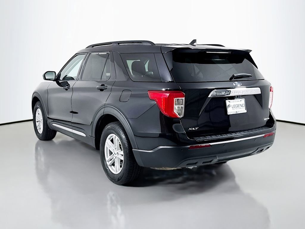 Used 2024 Ford Explorer XLT AWD/4WD image 8