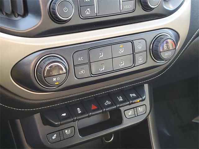 Used 2020 GMC Canyon Denali image 15