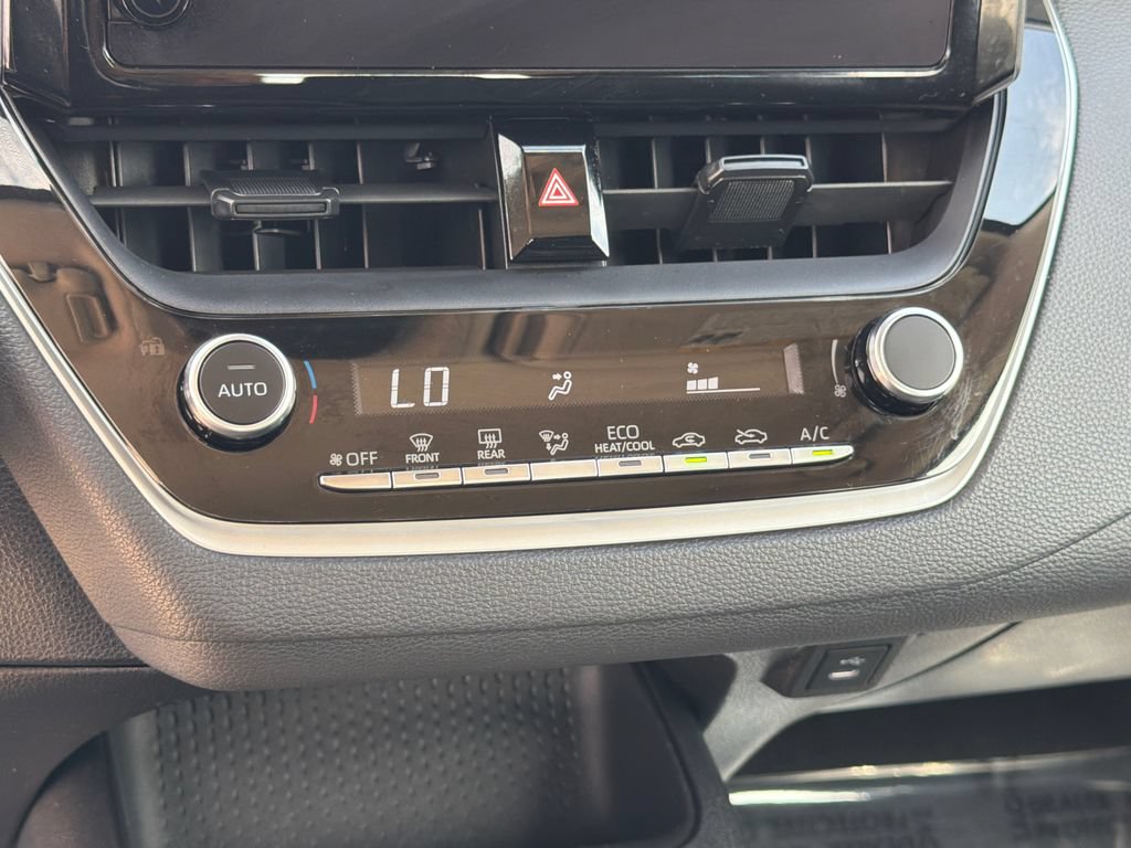 Used 2023 Toyota Corolla LE FWD image 26