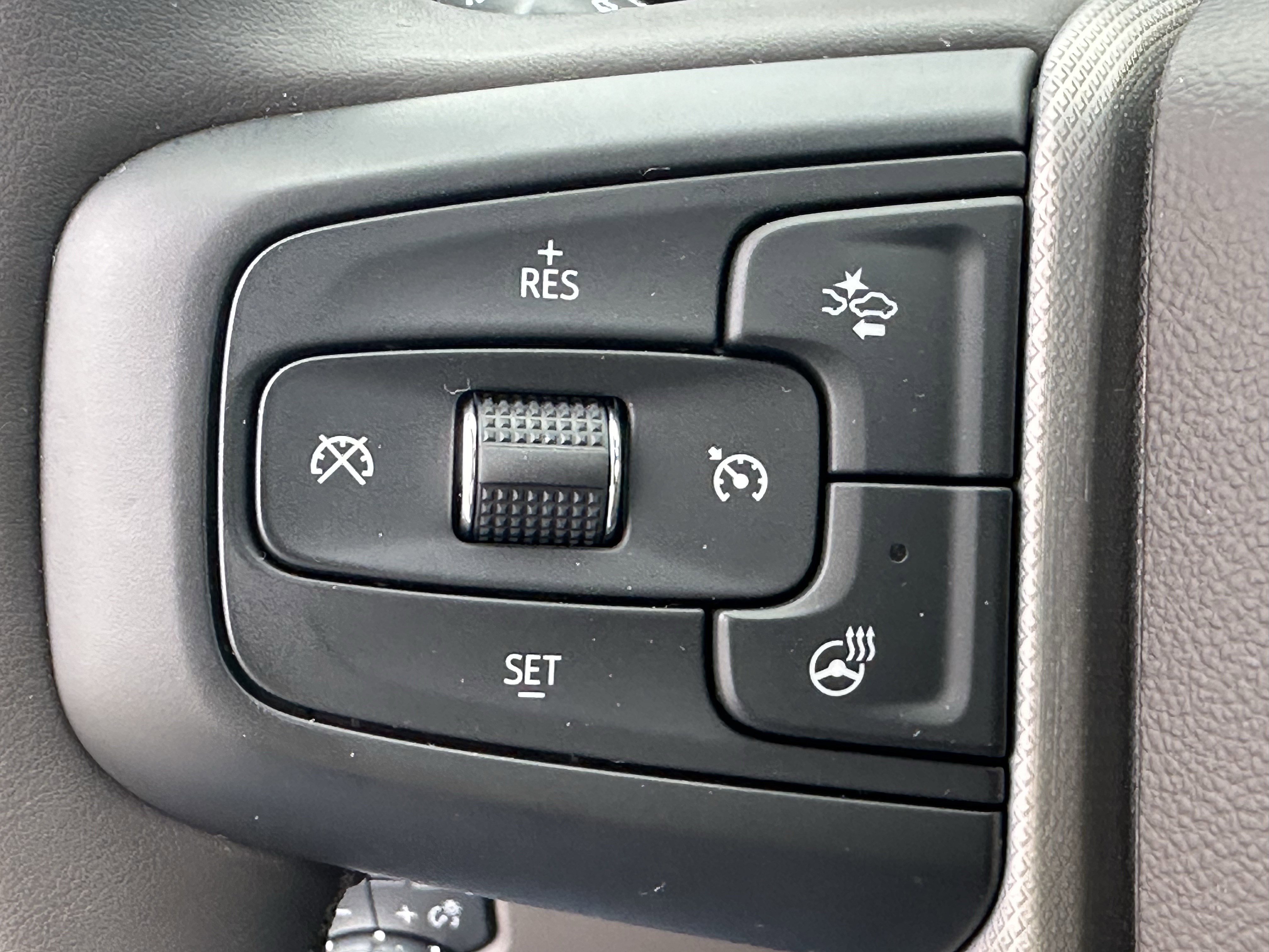 Used 2025 GMC Sierra 2500 Denali w/ Denali Reserve Package image 27