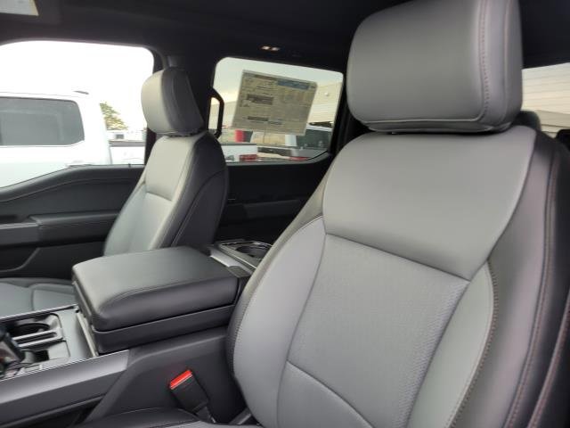 New 2025 Ford F150 Lightning Lariat w/ Max Trailer Tow Package image 21