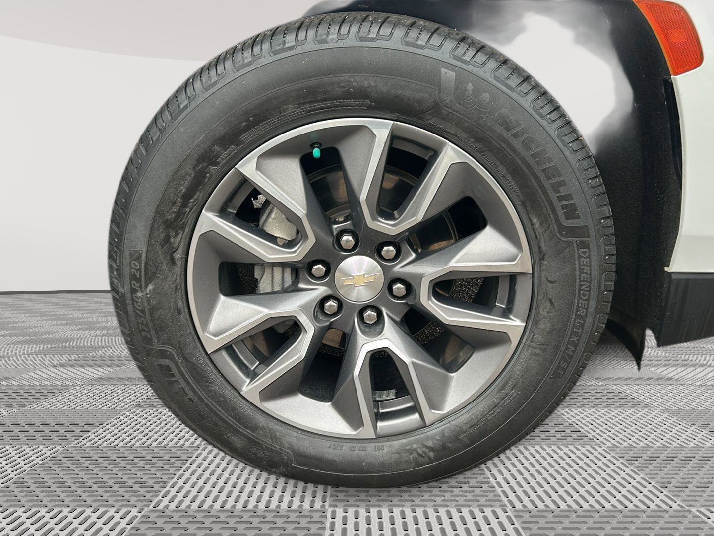 Used 2022 Chevrolet Tahoe LT w/ Luxury Package image 22