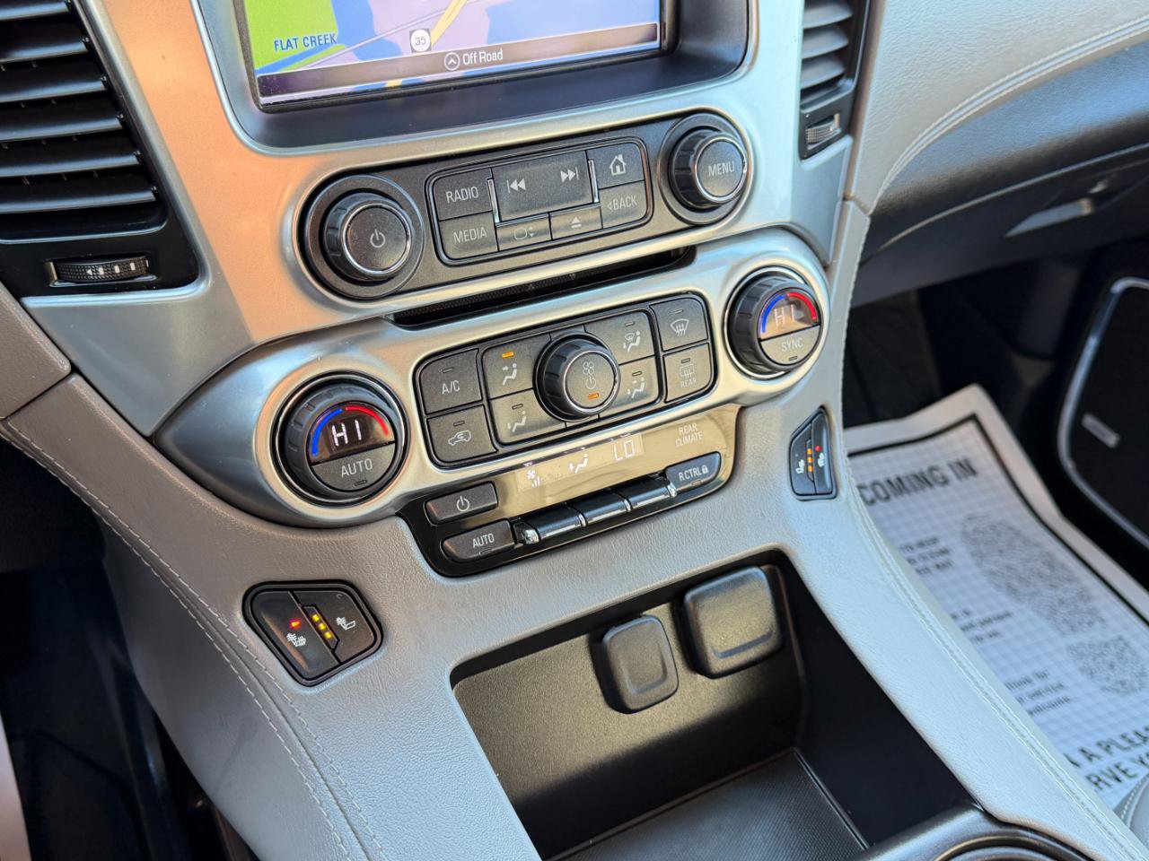 Used 2020 Chevrolet Suburban LT image 25