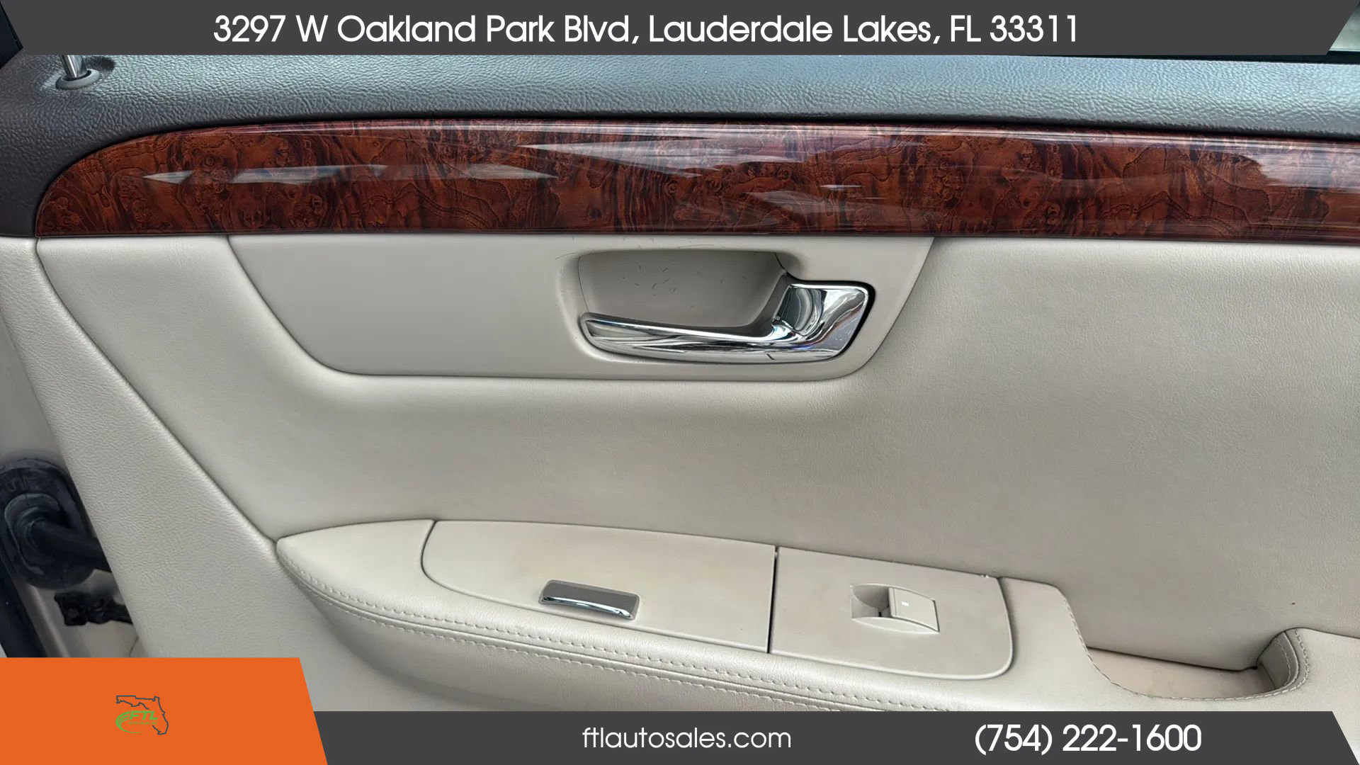 Used 2007 Cadillac DTS w/ Trunk Convenience Package image 45