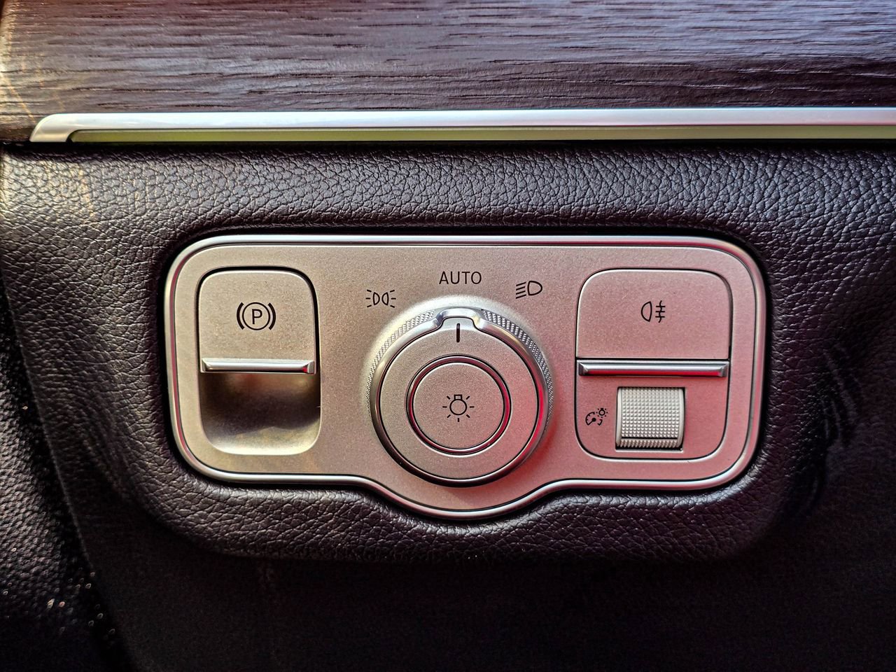 New 2026 Mercedes-Benz GLS 450 4MATIC image 28