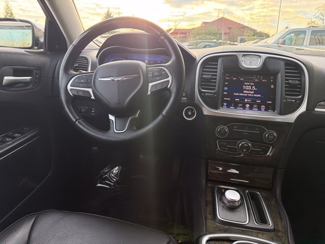 Used 2015 Chrysler 300 C w/ Light Group RWD image 8