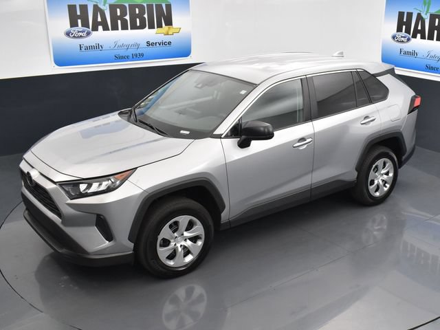 Used 2022 Toyota RAV4 LE FWD image 22