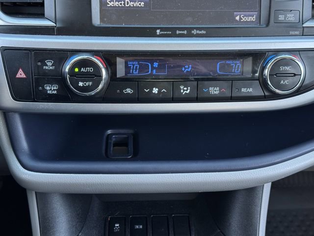 Used 2019 Toyota Highlander XLE image 9