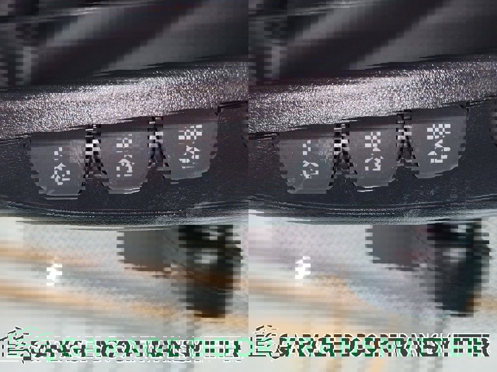 Certified 2023 Subaru Outback Onyx Edition image 25