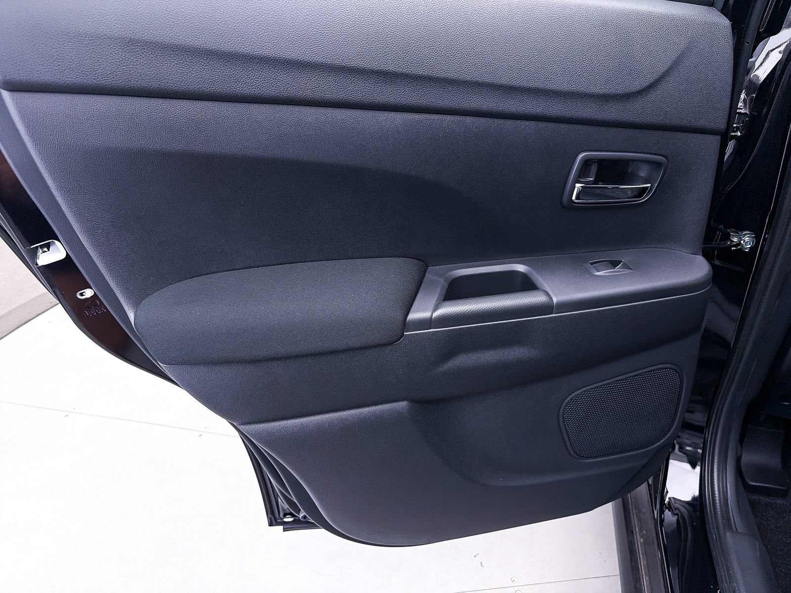 New 2026 Mitsubishi Outlander Sport LE AWD/4WD image 20