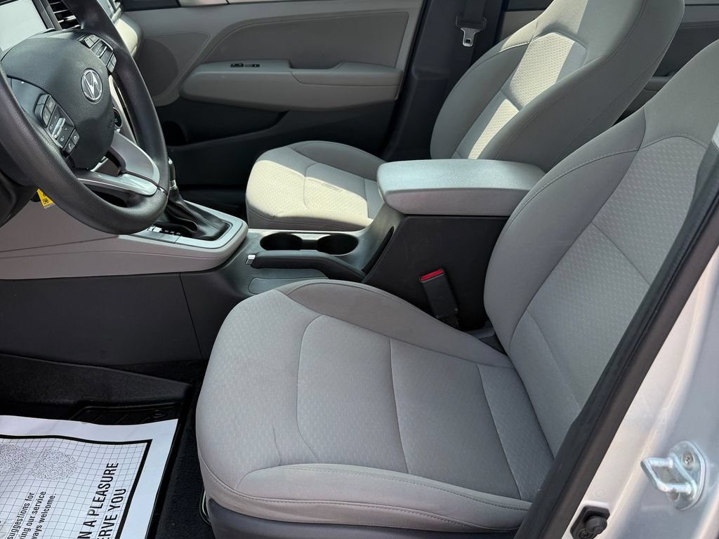 Used 2019 Hyundai Elantra SEL FWD image 32