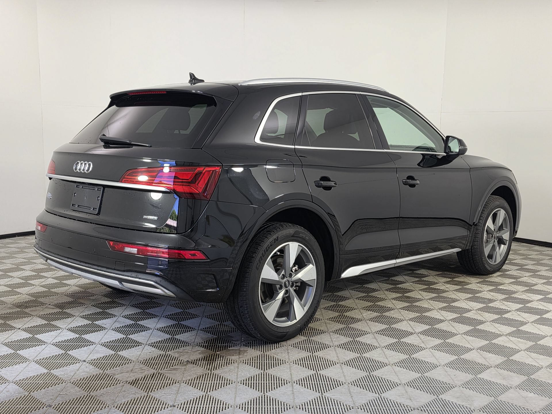 Used 2024 Audi Q5 2.0T Premium Plus AWD/4WD image 7