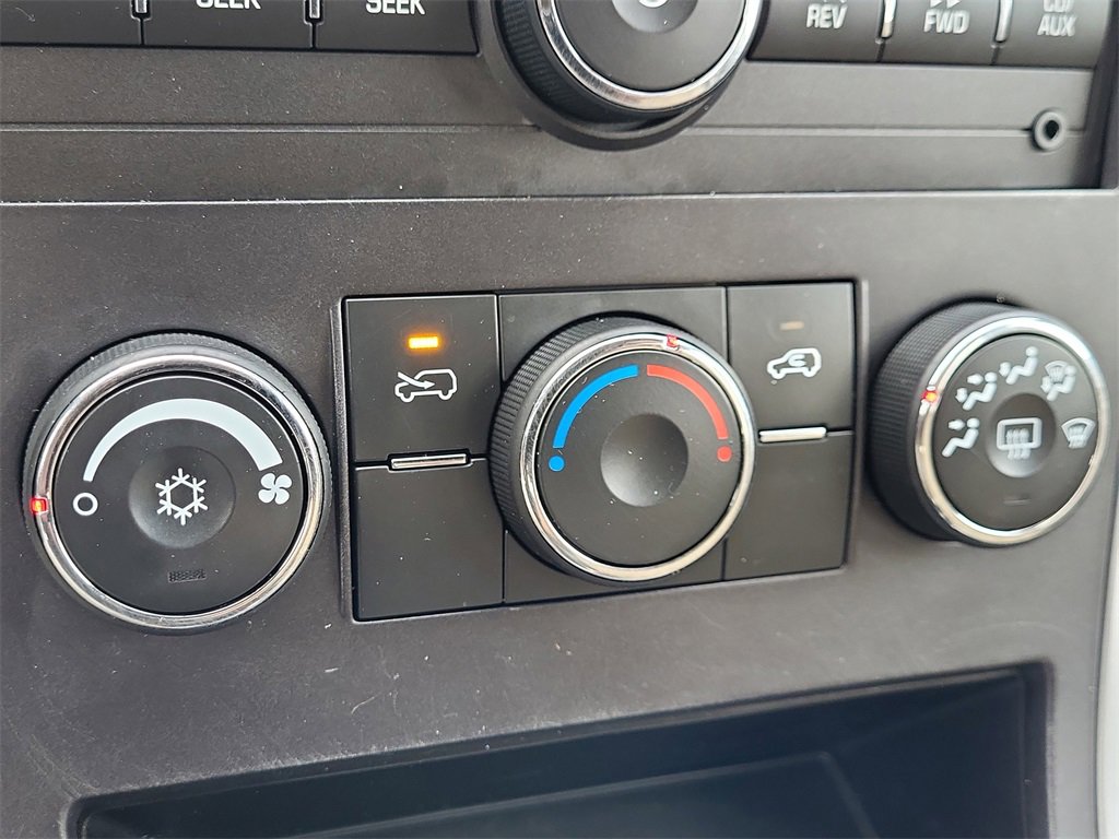 Used 2007 Pontiac Torrent 2WD w/ Preferred Package image 26