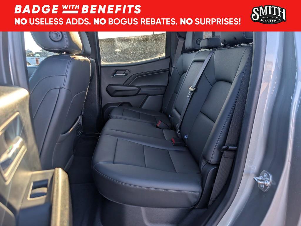 Used 2024 GMC Canyon Elevation w/ Elevation Premium Package image 16