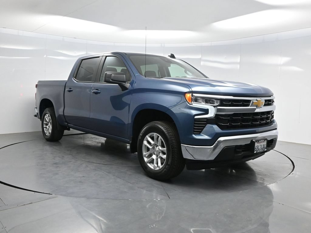 Used 2024 Chevrolet Silverado 1500 LT AWD/4WD image 37