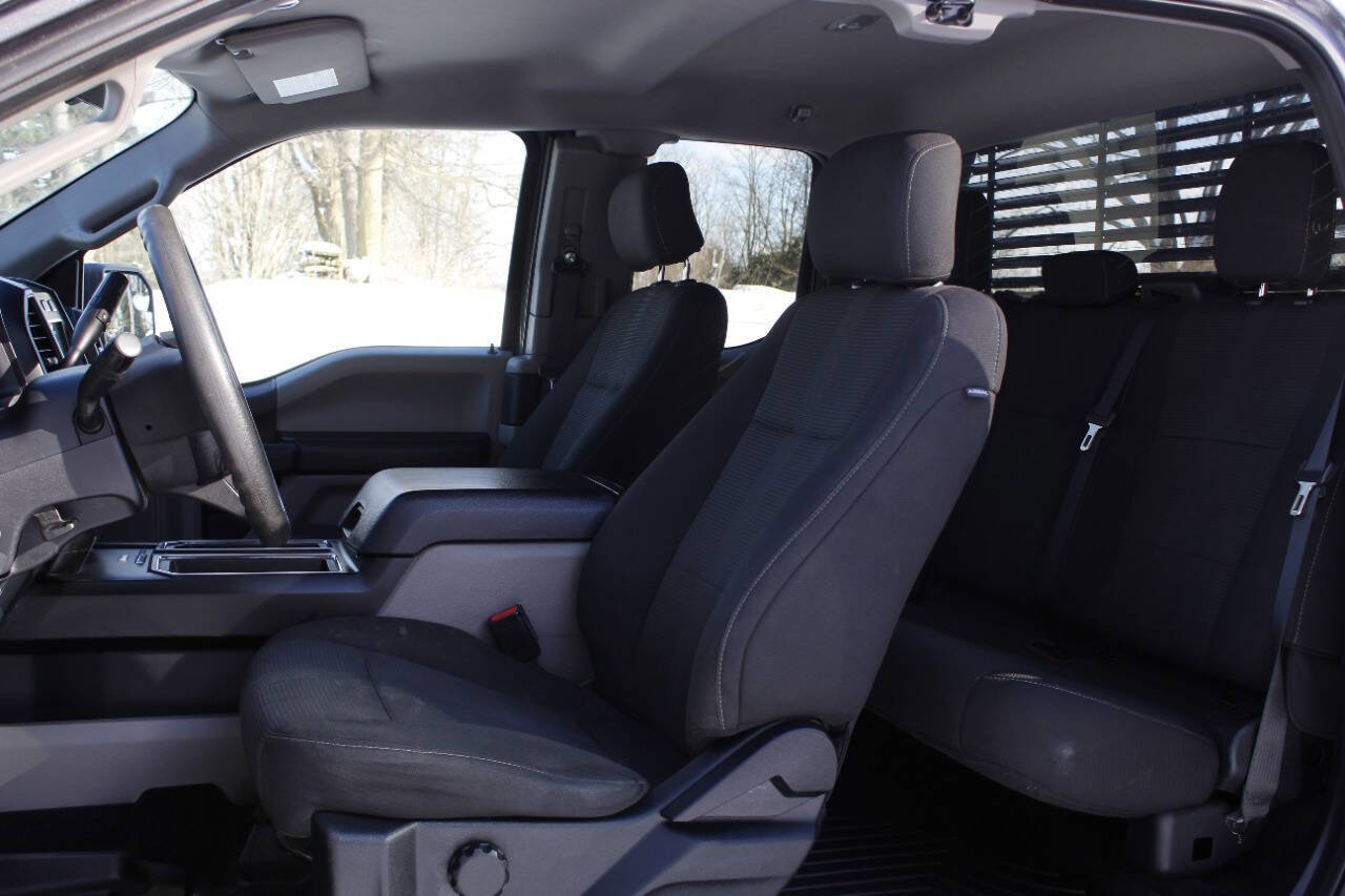 Used 2017 Ford F150 XL w/ Equipment Group 101A Mid AWD/4WD image 29